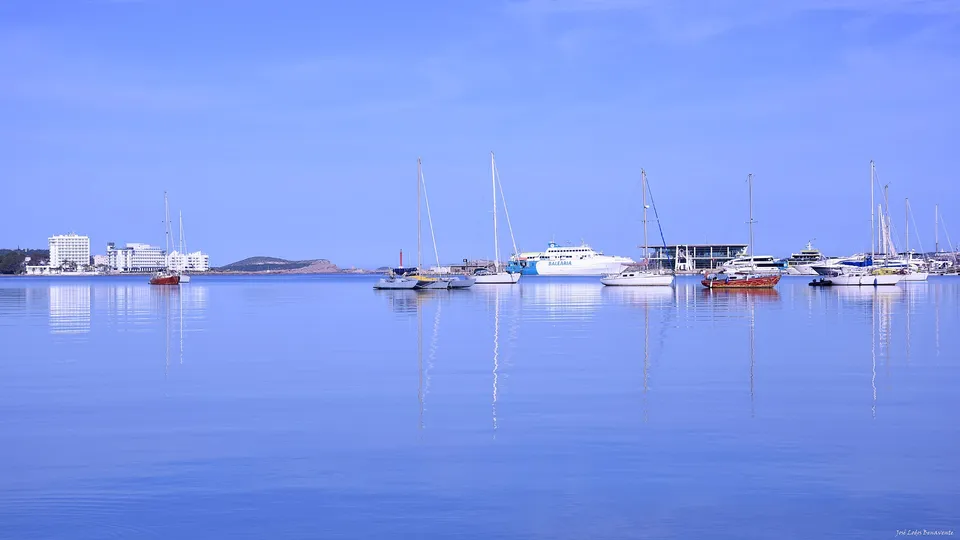 San Antonio (Sant Antoni de Portmany), photo of the place