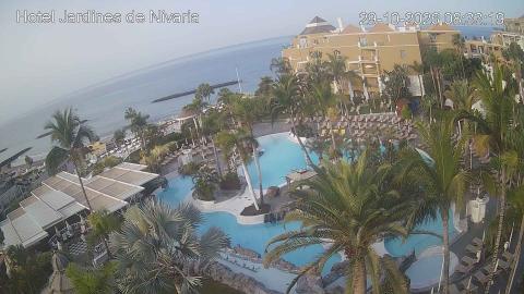 Costa Adeje: “Hotel pools above Fañabé” camera