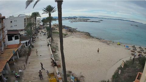 Formentera: “Es Pujols beach and promenade” camera