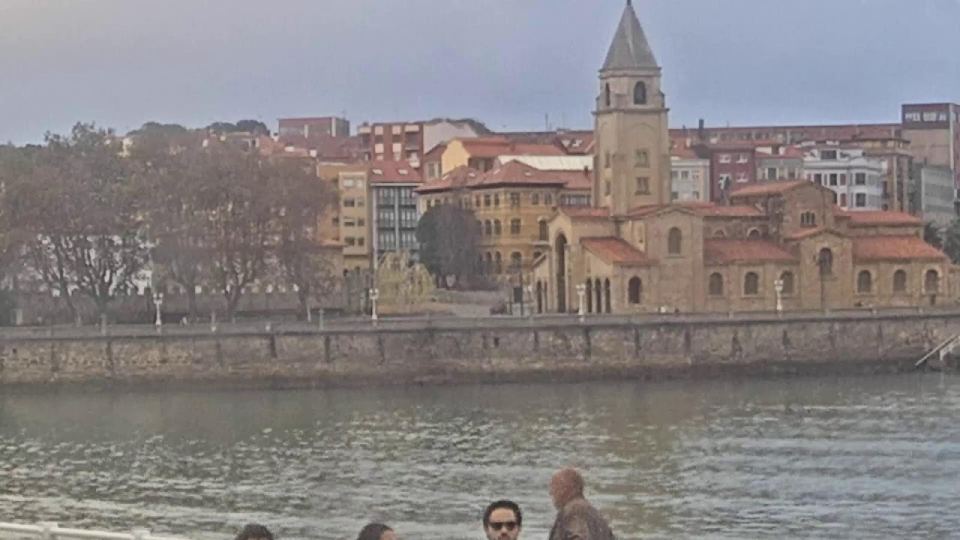 Gijón: “The church of San Pedro” camera