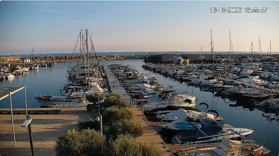 Palamós: “The marina berths” camera