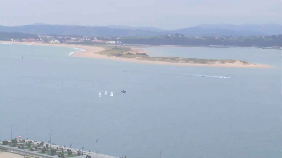 Santander: “Across the bay to El Puntal” camera
