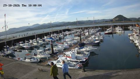 Santoña: “Marina and the bay” camera