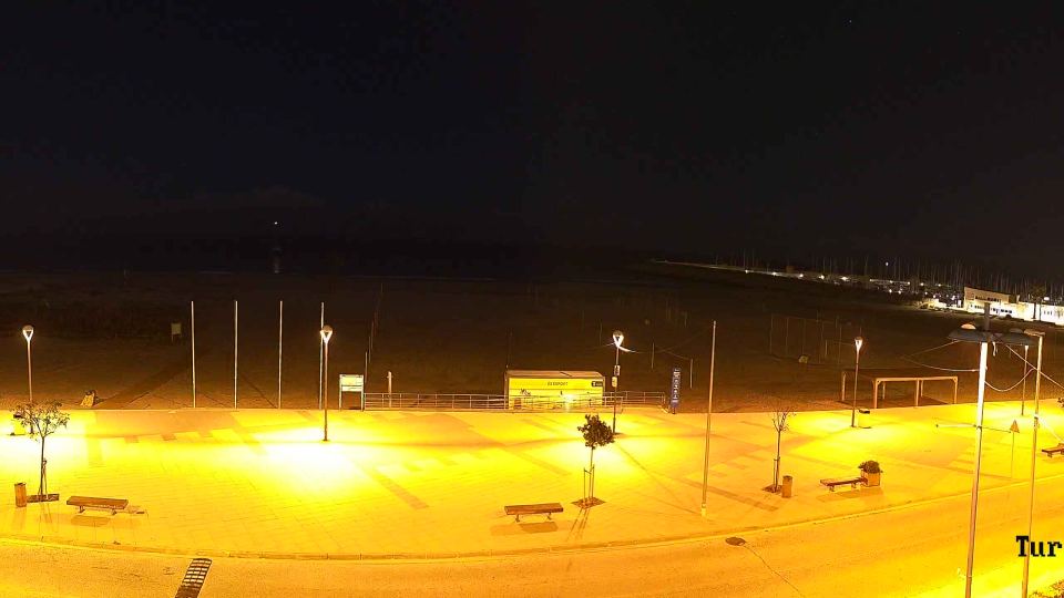 Torredembarra: “La Paella beach panorama” camera