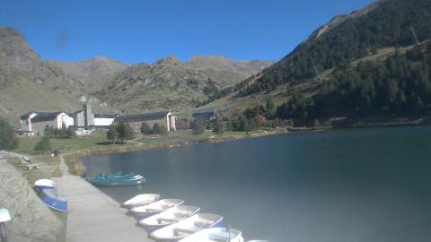 Vall de Núria: “Lake jetty and the sanctuary” camera